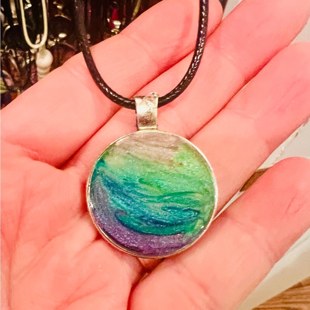 Multicolor Pendant Necklace